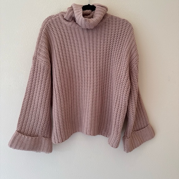 525 America Sweaters - 525 AMERICA chunky knit Cozy Pink Turtleneck Sweater medium